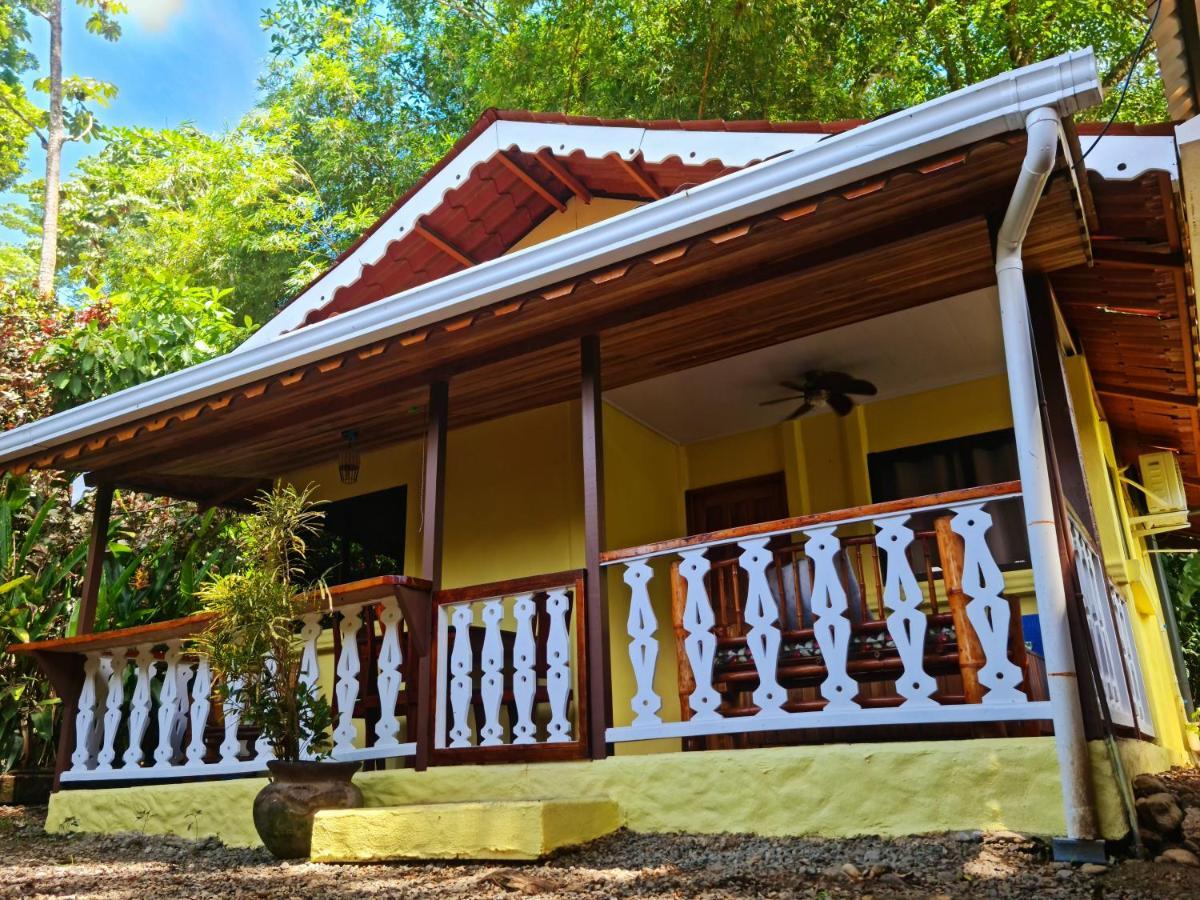 Jungle Beach Bungalow With Ac & Fiber Optic Puerto Viejo de Talamanca Exterior photo